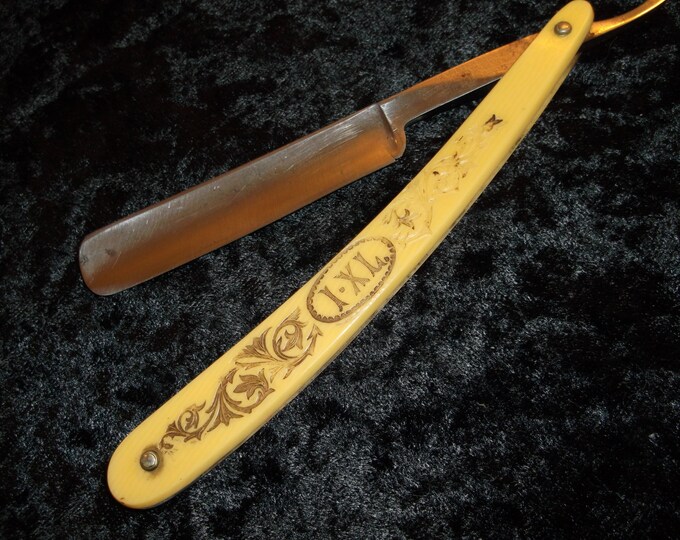 Antique George Wostenholm & Sons Celebrated IXL Straight Shaving Razor ...