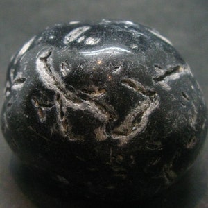 Cintamani Pearl of Fire Tumbled Stone from Indonesia - 1.9" - 116.22 Grams