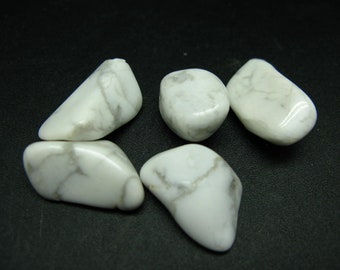 Lot of 5 genuine white Howlite tumbled stones from Mexico