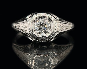 Art Deco .25ct. Diamond & 18K White Gold Antique Engagement - Fashion Ring - J35560