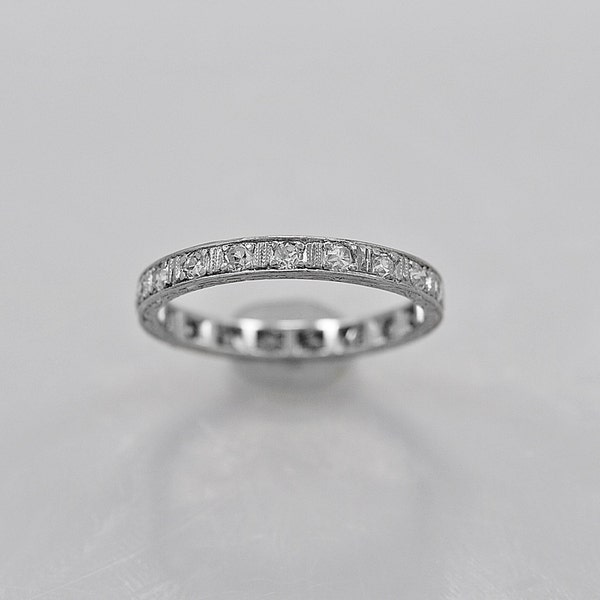 Antique Wedding Band .50ct. apx. T.W. Diamond & Platinum Art Deco - J36141
