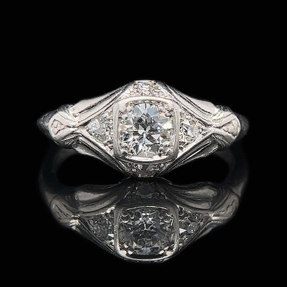 Art Deco .40ct. Diamond Platinum Antique Engageme… - image 1