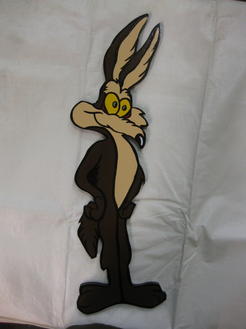 wile e coyote figure