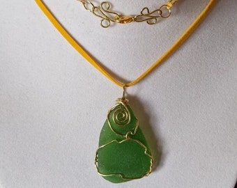 Sea Glass Necklace 25 inches Brass Wire Wrapped Vancouver Island BC > FREE SHIPPING in North America