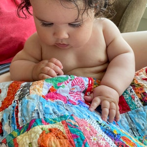 Bright, Modern Apple Core Baby Art Quilt - Etsy