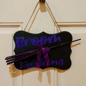 Broom Parking Wood Sign, Halloween Wood Sign, Halloween Decor, Witch Decor, Witch Wood Sign