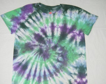 Men's Small Tie-dyed T-shirt