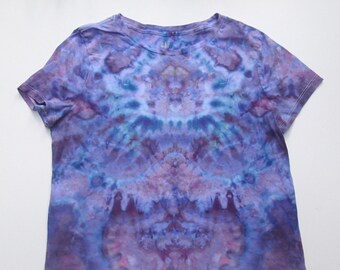 Women's Medium Ice-Dyed T-Shirt