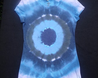 Women's Small Tie-Dyed T-Shirt