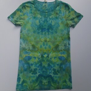 Women&#39;s Small Ice-Dyed T-Shirt