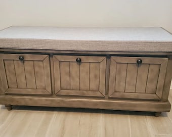 Oakham Linen Upholstered Storage Bench | Entryway Bench | Shoe Storage Bench | Bedroom Storage Bench | Living Room Furniture