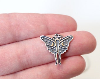 Ciondolo a forma di falena lunare in argento sterling con luna in bronzo