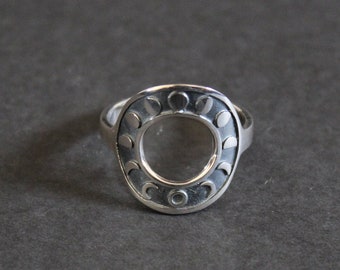 Sterling Silver Moon Phase Ring Circle Shape, Silver Moon Phase Circle Shape Ring, Moon Phase Circle Shape Ring, Moon Phase Ring, Moon Ring