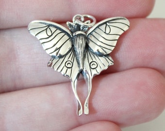 Ciondolo a forma di falena lunare in argento sterling