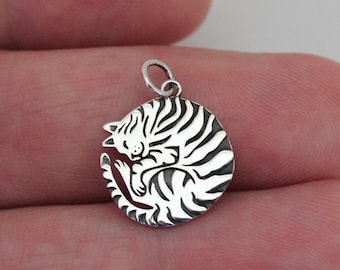 Sterling Silver Curled Cat Charm, Silver Curled Cat Charm, Sterling Silver Etched Cat Charm, Silver Etched Cat Charm, Silver Cat Pendant
