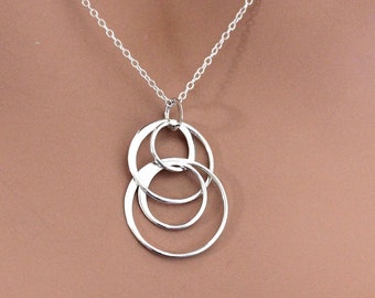 Sterling Silver Circles Necklace: Interlocking Pendant