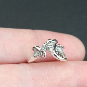 Sterling Silver Chanterelle Mushroom Ring, Silver Chanterelle Mushroom Ring, Chanterelle Mushroom Ring, Unique Chanterelle Mushroom Ring