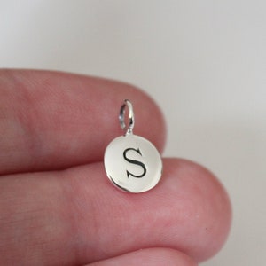 Sterling Silver 20 mm 3-Letter Script Monogram Charm Bracelet –  www.