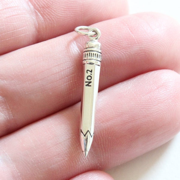 Sterling Silver No 2 Pencil Charm - Collier de charmes de passe-temps, Charme d’enseignant, Charme d’écrivain, Charme de journaliste, Charme de remise des diplômes, Charme de crayon