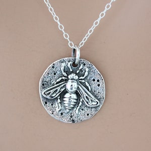 Sterling Silber Antike Biene Münze Charme, Silber Antike Biene Griechische Münze Replik Halskette, Silber Antike Biene Griechische Münze Halskette, Biene Halskette