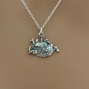 Sterling Silver Noah’s Ark Necklace, Silver Noah’s Ark with Animals Charm Necklace, Small Silver Noah’s Ark with Animals Charm Necklace