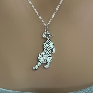 Sterling Silver Prowling Tiger Necklace: Etched Charm