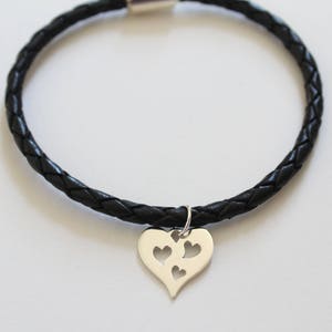 Leather Bracelet with Sterling Silver Three Heart Charm, Three Heart Pendant Bracelet, Triplet Mom Bracelet, Mom of Three Bracelet, Heart