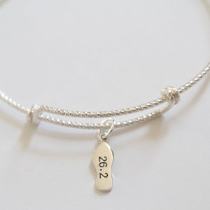 Pulsera de plata de ley con dije de corredor de plata de ley de 26,2, pulsera de maratón, pulsera con dije de maratón, 26,2 Pulsera de maratón, 26,2