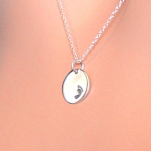 Sterling Silver Footprint Necklace, Necklace Gift for Mom to Be, Gift for Baby Shower, Footprint Necklace for Mom, Silver Footprint Necklace