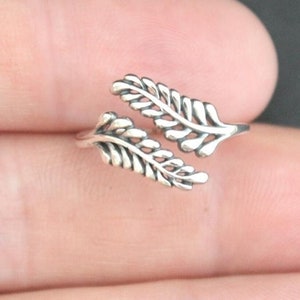 Sterling Silver Adjustable Sprig Leaf Ring, Silver Adjustable Fern Leaf Ring, Silver Adjustable Sprig Fern Leaf Ring, Fern Leaf Ring