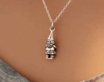 Collier de charme Gnome de jardin en argent sterling, collier Gnome, collier pendentif Gnome, collier pendentif Gnome de jardin, collier Gnome en argent