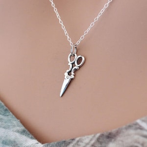 Sterlingzilveren schaarketting, schaarbedelketting, sterlingzilveren schaarketting, cadeau voor kapper, cadeau voor kunstenaar,
