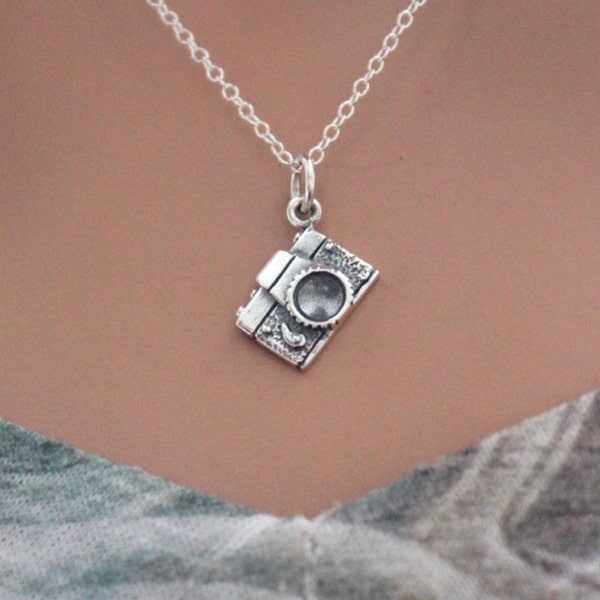 Sterling Silver Camera Charm Necklace, Silver Camera Necklace, Photographer Necklace, Photography Necklace, Gift for Photographer, Camera