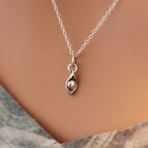 Sterling Silver One Pea in a Pod Charm Necklace, One Pea in a Pod Necklace, Pea in a Pod Necklace, Pea in a Pod Charm Necklace, Pea Necklace