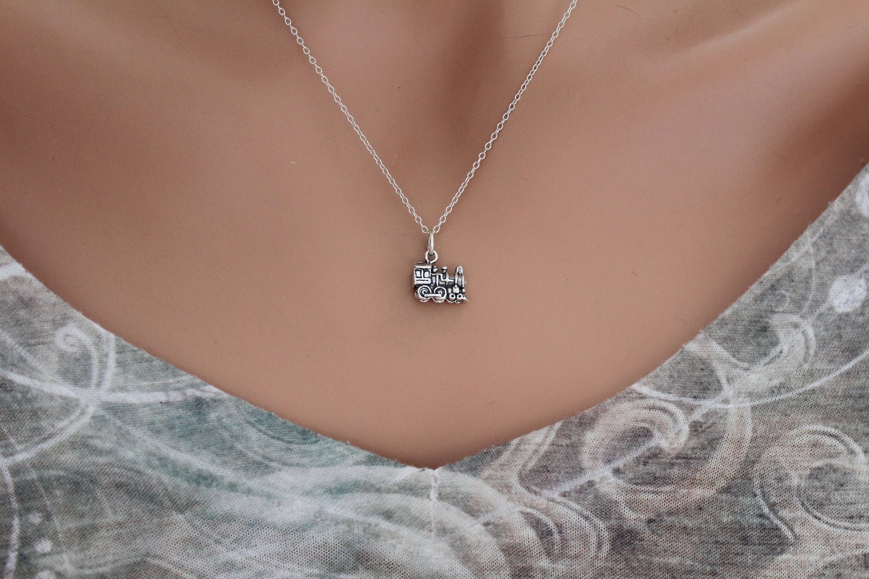 【as\"on】ASON TRAIN NECKLACE Amazon.com: Train Necklace, Train Charm, steam Engine
