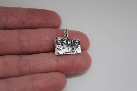 Mount Rushmore South Dakota Charm Sterling Silver Mount Rushmore South Dakota Charm Sterling Silver