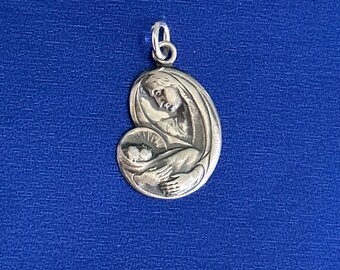 Ciondolo in argento sterling con Vergine Maria e Gesù Bambino