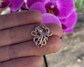 Detailed Bronze Octopus Charm