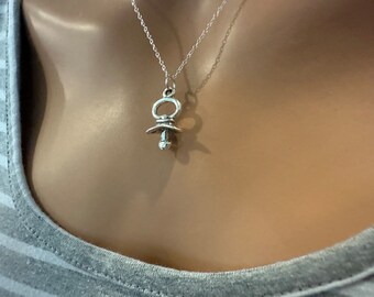 スターリングシルバーのベビーおしゃぶりネックレス：3Dチャーム