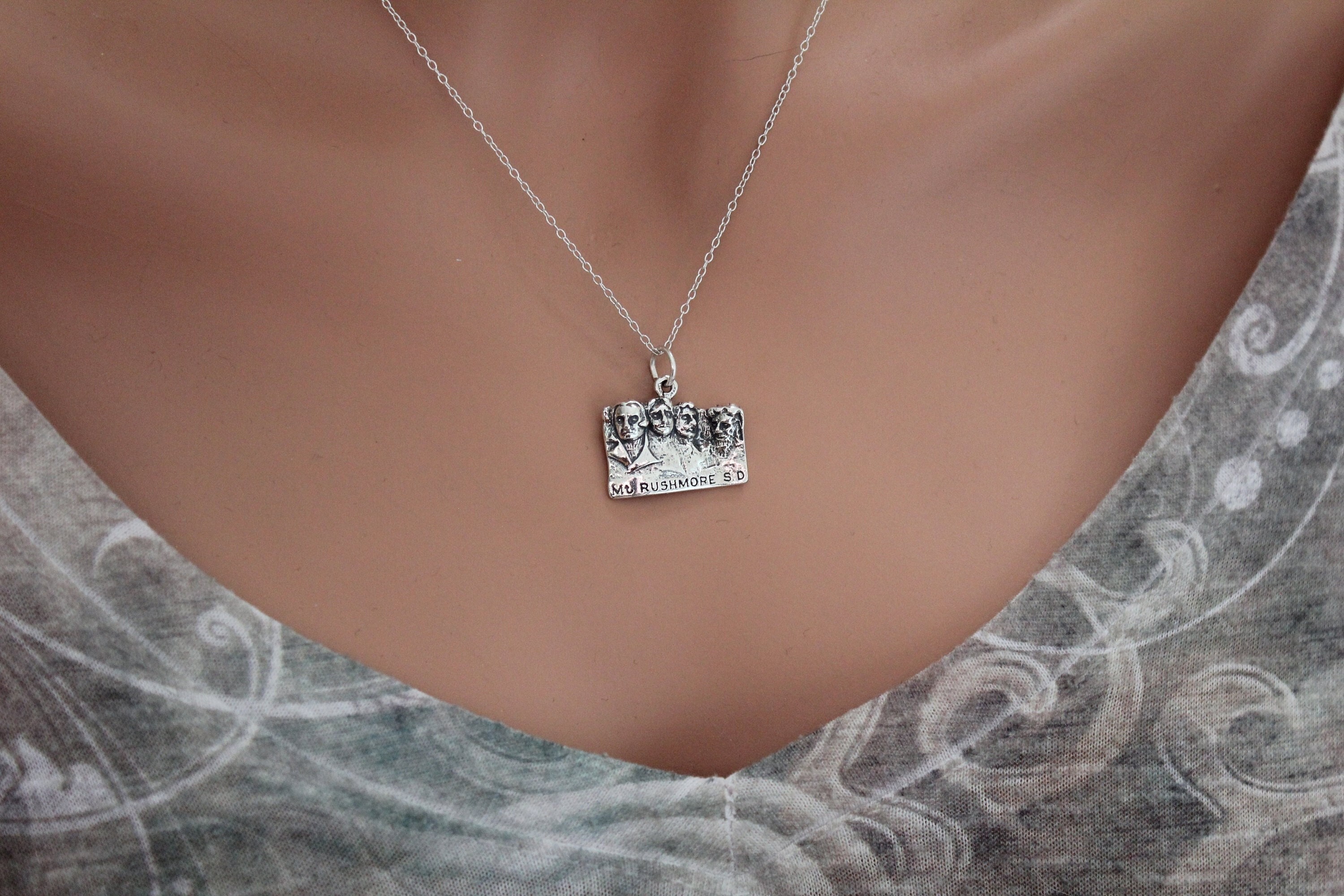 Sterling Silver Mount Rushmore Charm Necklace - Etsy