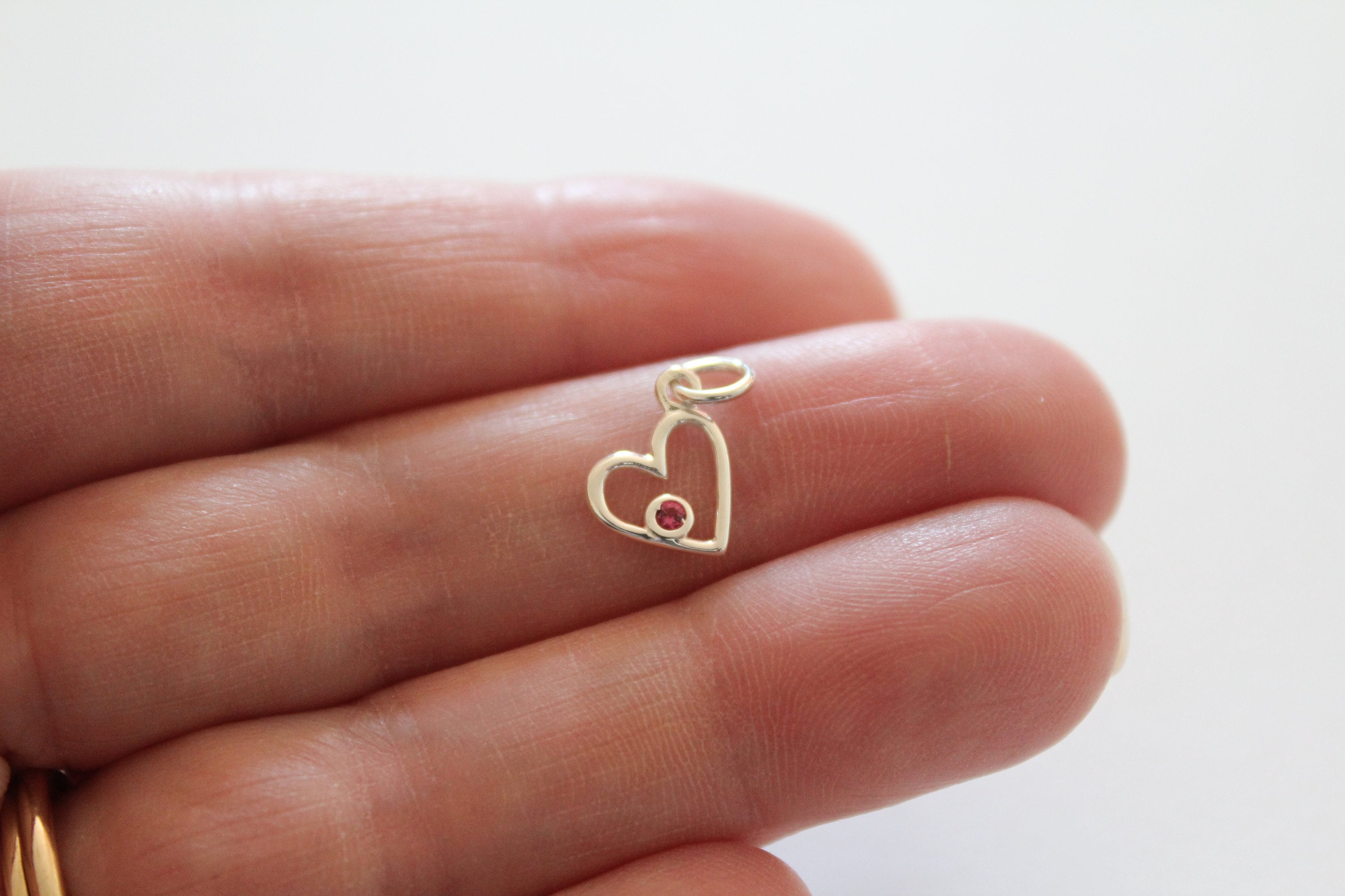 Custom Dainty Duo Round Birthstone Charm In Silver | Caitlyn Minimalist - Foto 7