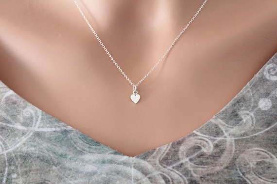 Tiny heart necklace silver deals