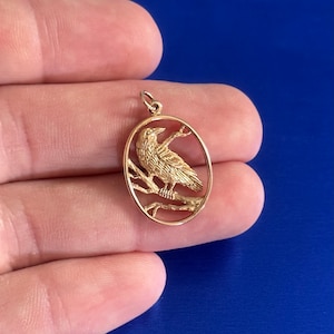 Bronze Raven Charm in Oval Frame, Bronze Raven Pendant in an Oval Frame,Bronze Raven Charm, Bronze Raven Pendant, Raven Charm, Raven Pendant