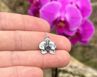 Charm fleur d'orchidée en argent sterling : pendentif floral délicat
