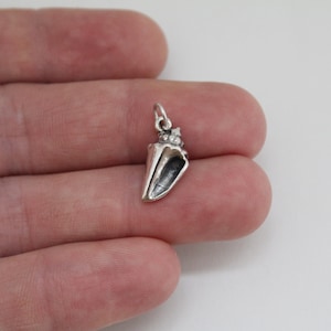Sterling Silver Oxidized Conch Shell Charm, Sterling Silver Oxidized Conch Shell Pendant, Oxidized Conch Shell Charm, Conch Shell Charm