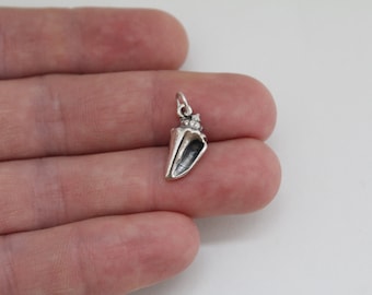 Sterling Silver Oxidized Conch Shell Charm, Sterling Silver Oxidized Conch Shell Pendant, Oxidized Conch Shell Charm, Conch Shell Charm