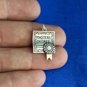 Sterling Silber Masters Degree Charme, Sterling Silber Masters Degree Diplom Anhänger, Silber Masters Degree Diplom Anhänger, Diplom Charme
