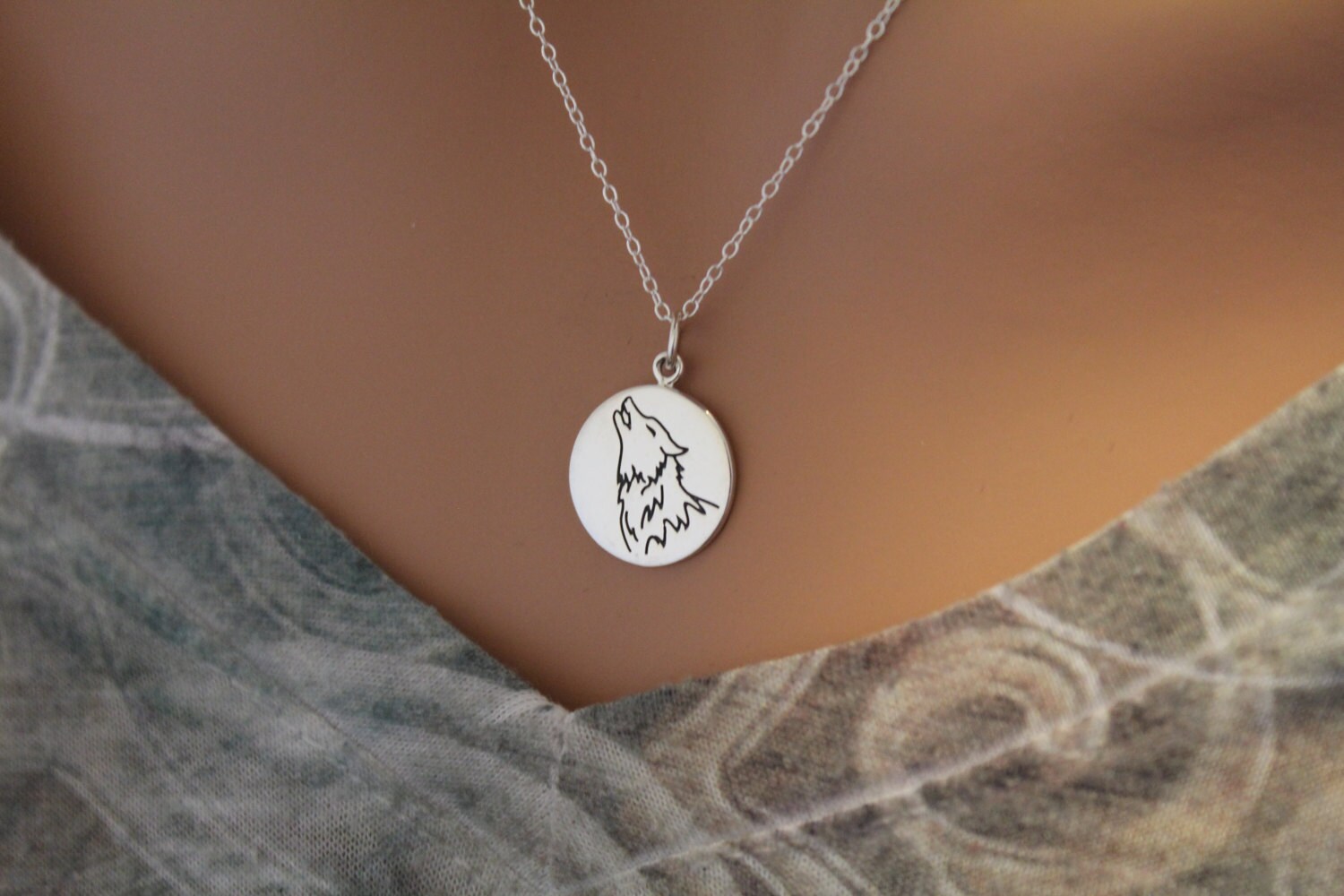 Sterling Silver Wolf Charm Necklace 50