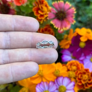 Sterling Silver DNA Ring,Sterling Silver DNA Strand Ring, Silver DNA Strand Ring, Double Helix Molecule of Life Ring, Molecule of Life Ring