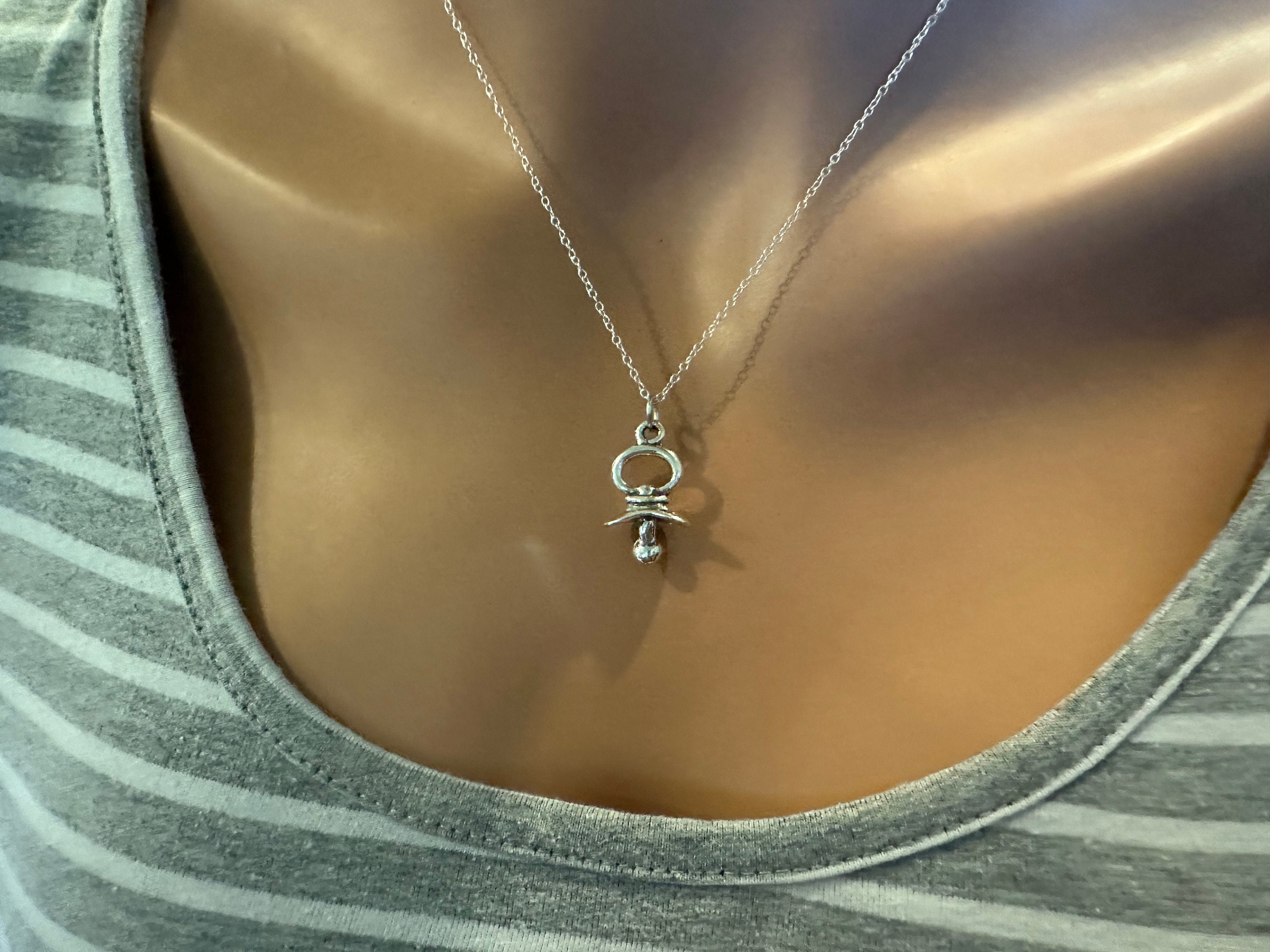 スターリングシルバーのベビーおしゃぶりネックレス：3Dチャーム